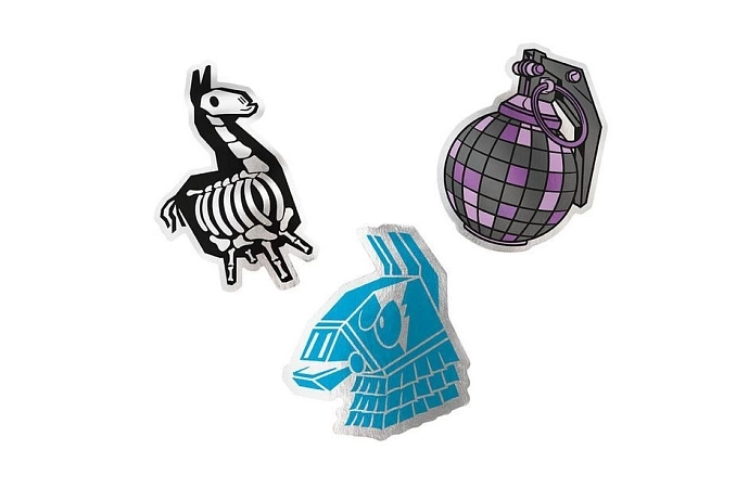 Konfety 40cm - STŘÍBRNÉ STUŽKY - HOBLINKY- METALICKÉ - Silvestr