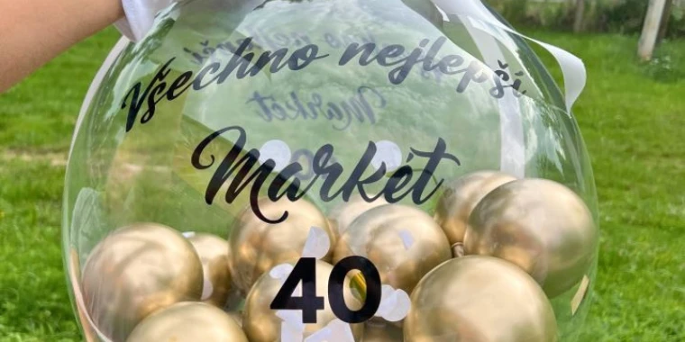 Personalizovaný potisk balónků: Vaše zpráva, která letí